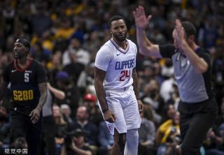 耐克在这一 耐克在这一