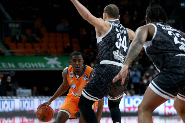 我可以帮你 我可以帮你